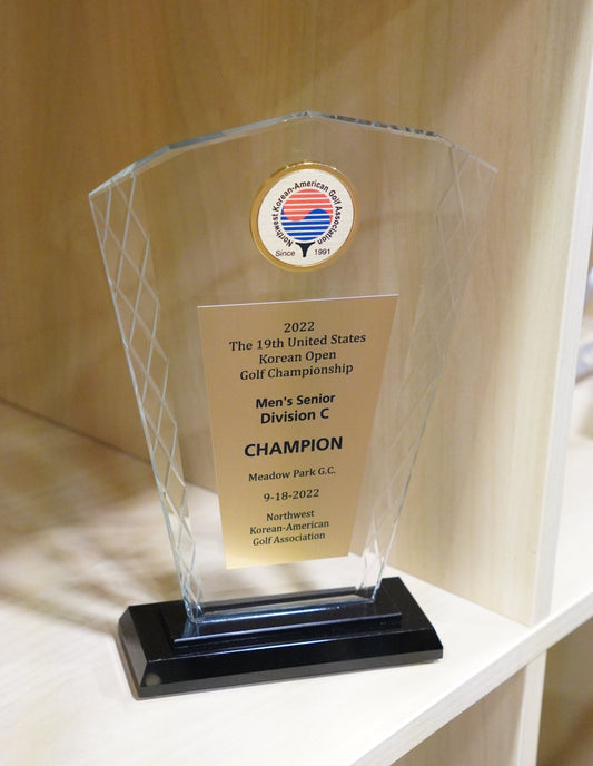 #JACG21 - 8" Fan Accent Glass on Black Base